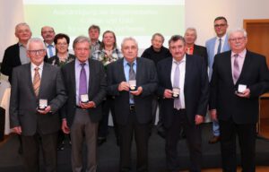 Goldene und silberne Bürgermedaillen für insgesamt 286 Jahre Tätigkeit im Gemeinderat verliehen